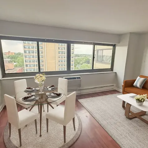 7337 South South Shore Drive Chicago IL 60649