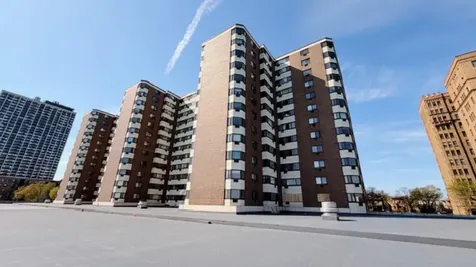 7337 South South Shore Drive Chicago IL 60649