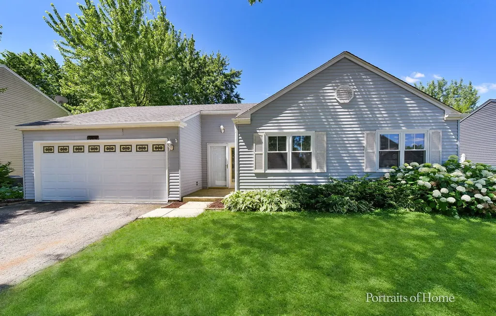 1000 Oakland Lane Aurora IL 60504