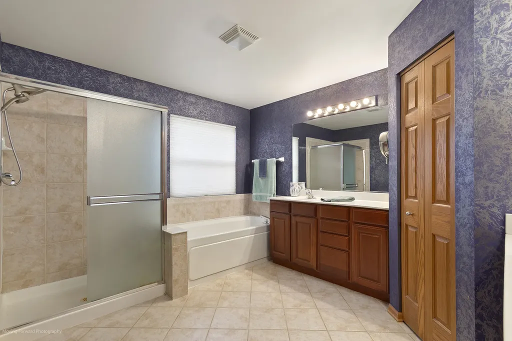 784 Lindsey Lane Bolingbrook IL 60440
