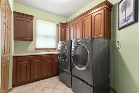 784 Lindsey Lane Bolingbrook IL 60440