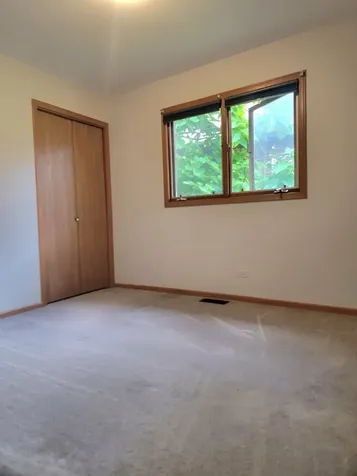 11134 South Sawyer Avenue Chicago IL 60655