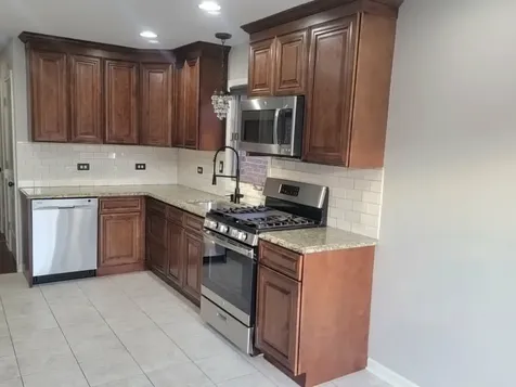 11134 South Sawyer Avenue Chicago IL 60655