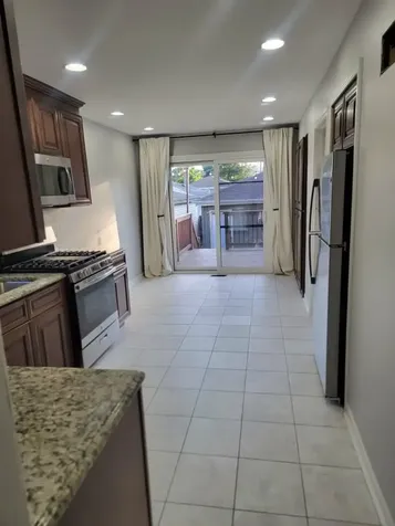 11134 South Sawyer Avenue Chicago IL 60655