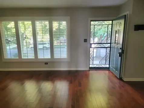 11134 South Sawyer Avenue Chicago IL 60655
