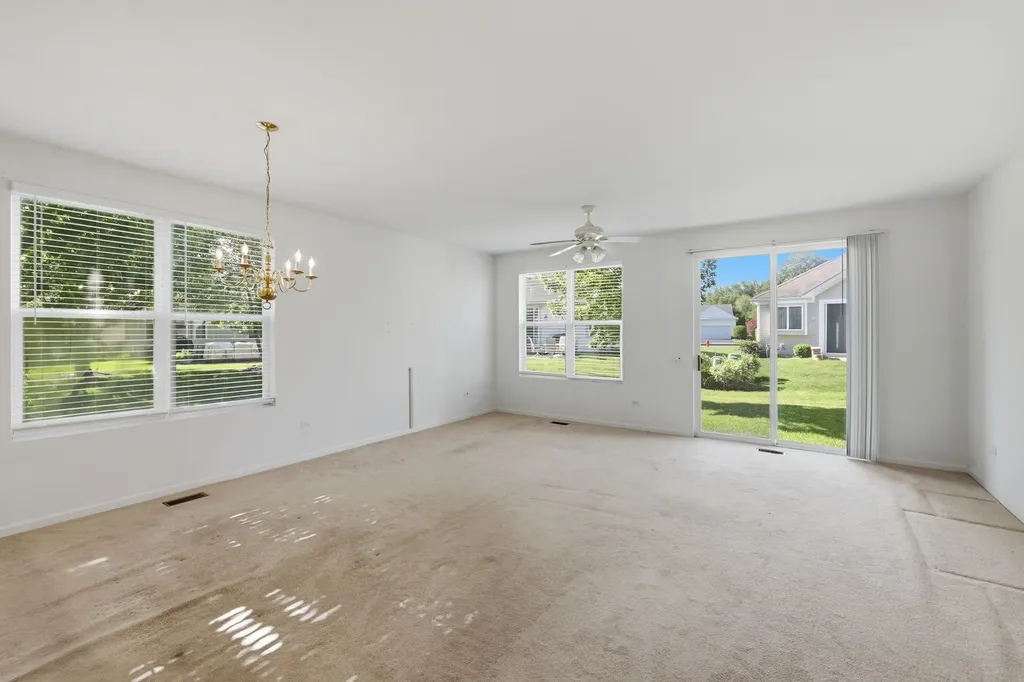 12245 Songbird Lane Huntley IL 60142