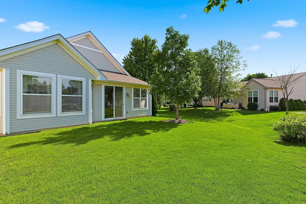 12245 Songbird Lane Huntley IL 60142