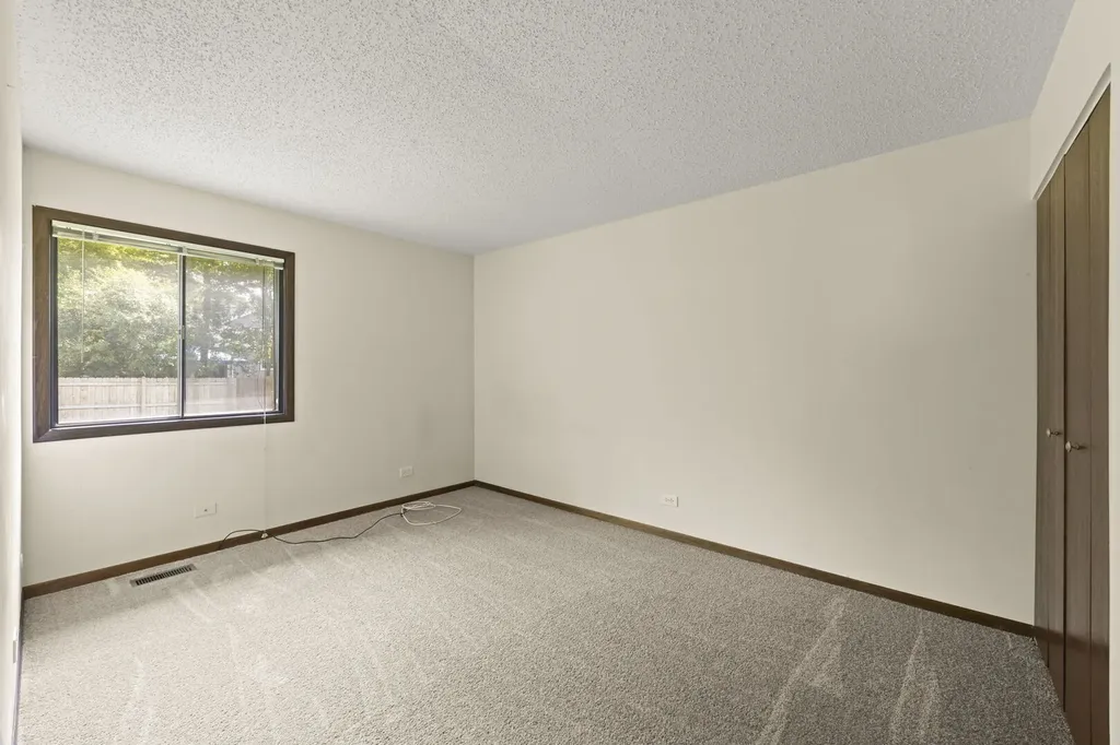 2S640 Continental Drive Warrenville IL 60555