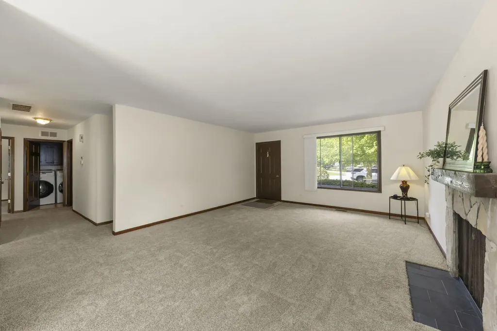 2S640 Continental Drive Warrenville IL 60555