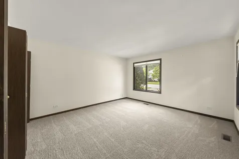 2S640 Continental Drive Warrenville IL 60555