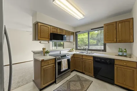 2S640 Continental Drive Warrenville IL 60555