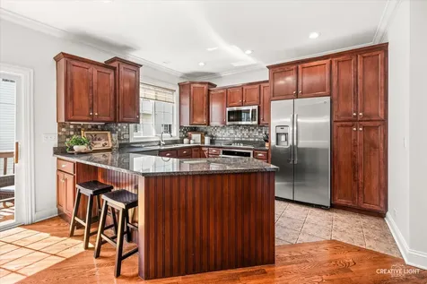 926 Shandrew Drive Naperville IL 60540