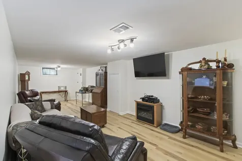 511 North Maple Street Mount Prospect IL 60056