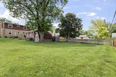 511 North Maple Street Mount Prospect IL 60056