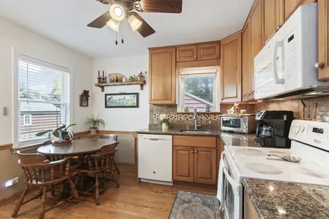 511 North Maple Street Mount Prospect IL 60056