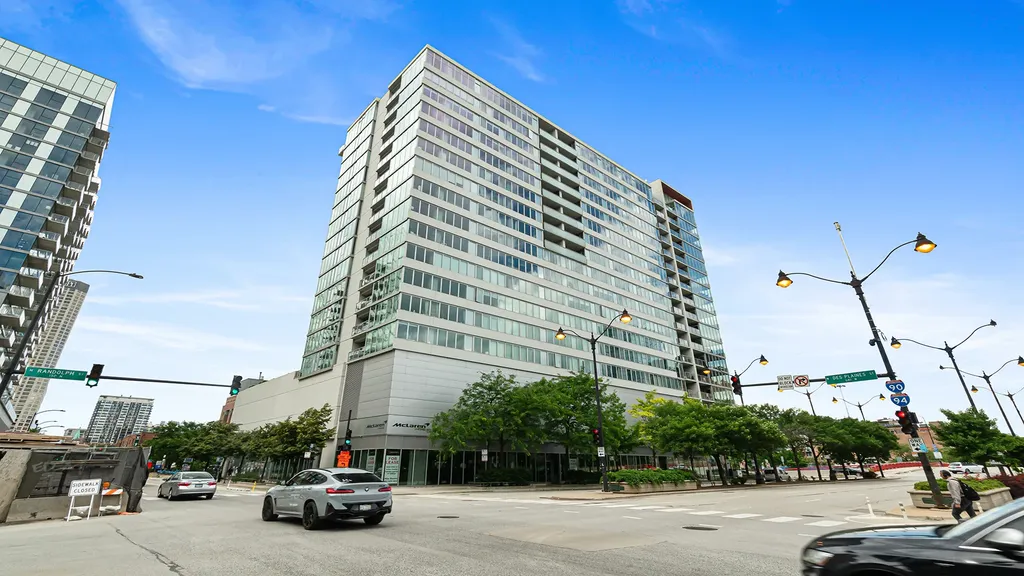 659 West Randolph Street Chicago IL 60661