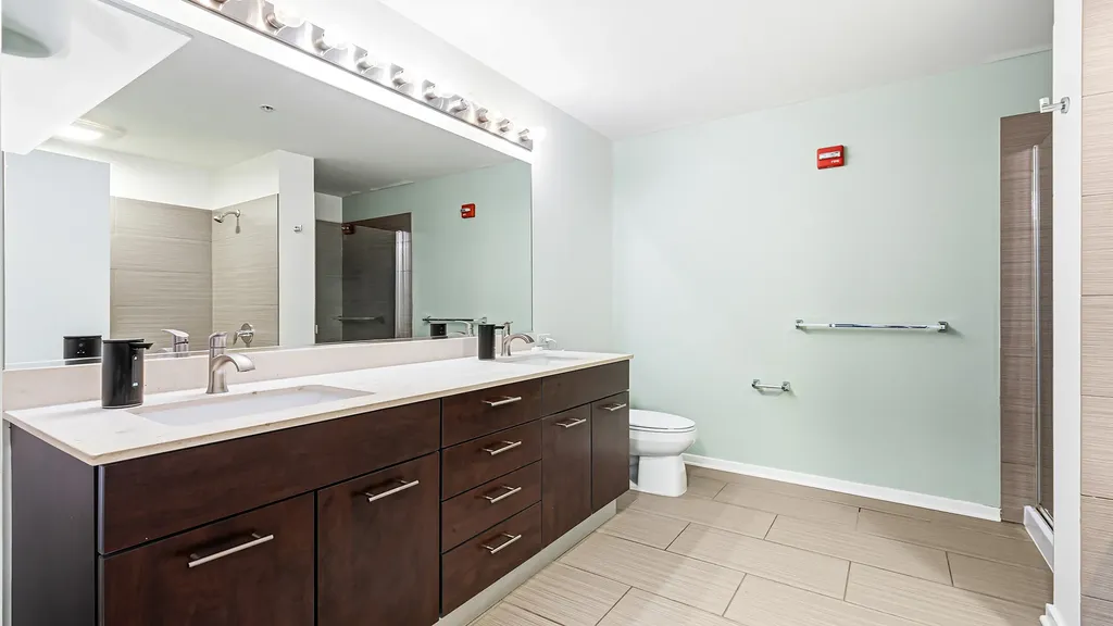 659 West Randolph Street Chicago IL 60661