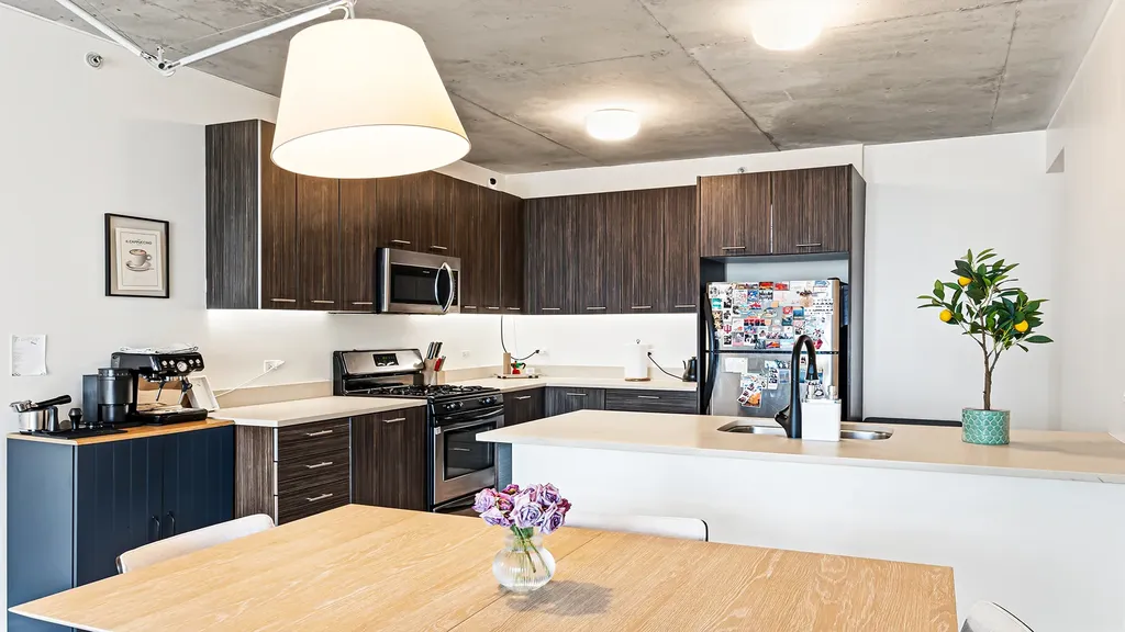 659 West Randolph Street Chicago IL 60661