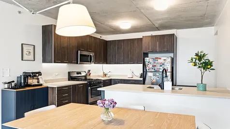 659 West Randolph Street Chicago IL 60661