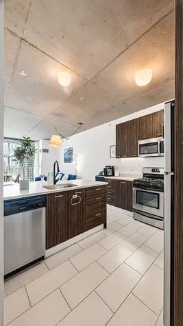 659 West Randolph Street Chicago IL 60661