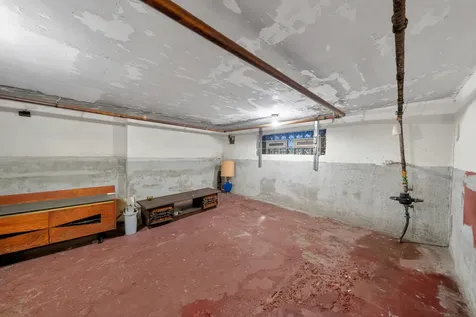 7915 South Calumet Avenue Chicago IL 60619