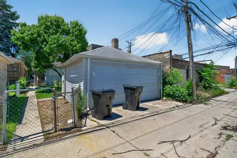 7915 South Calumet Avenue Chicago IL 60619