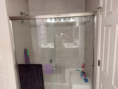 137 Lawrence Lane Matteson IL 60443