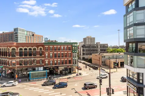 805 North Milwaukee Avenue Chicago IL 60642