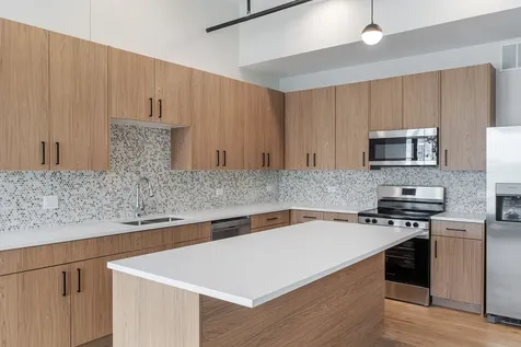 805 North Milwaukee Avenue Chicago IL 60642