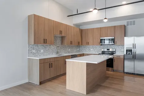 805 North Milwaukee Avenue Chicago IL 60642