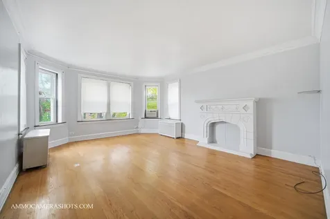 2045 West Farragut Avenue Chicago IL 60625