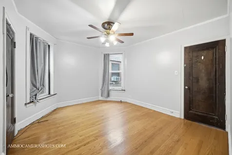 2045 West Farragut Avenue Chicago IL 60625