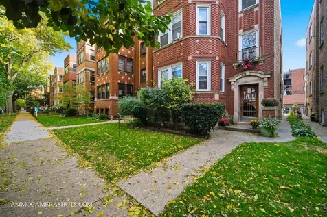 2045 West Farragut Avenue Chicago IL 60625