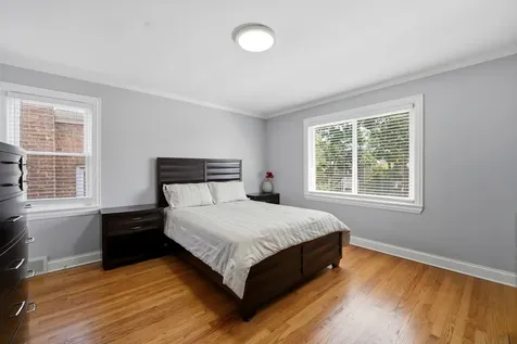 2924 West Jerome Street Chicago IL 60645