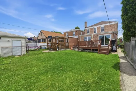 2924 West Jerome Street Chicago IL 60645