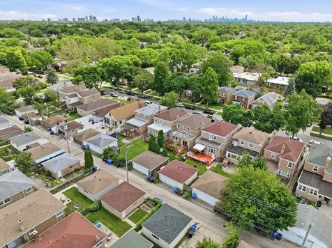 2924 West Jerome Street Chicago IL 60645