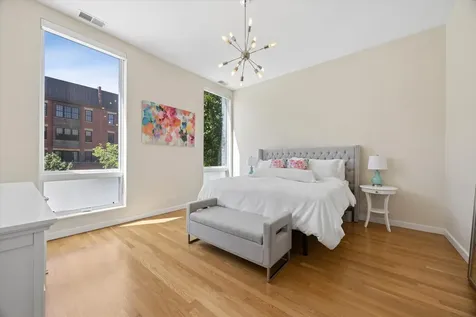 2028 West Division Street Chicago IL 60622