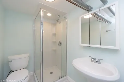 3255 North Kildare Avenue Chicago IL 60641