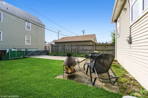 3255 North Kildare Avenue Chicago IL 60641