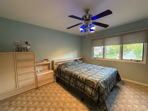 336 Tuttle Drive Bloomingdale IL 60108