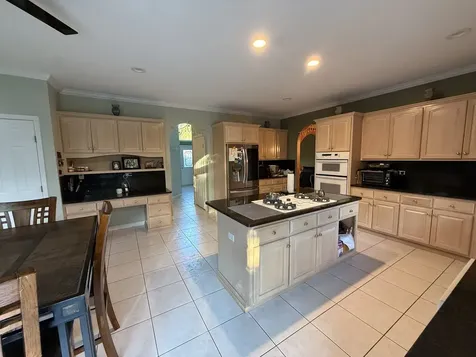 336 Tuttle Drive Bloomingdale IL 60108