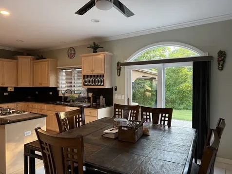 336 Tuttle Drive Bloomingdale IL 60108