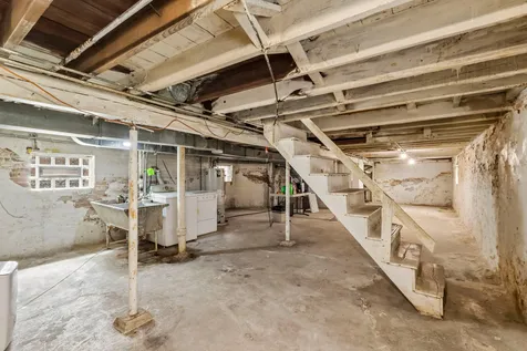 3234 West Haddon Avenue Chicago IL 60651