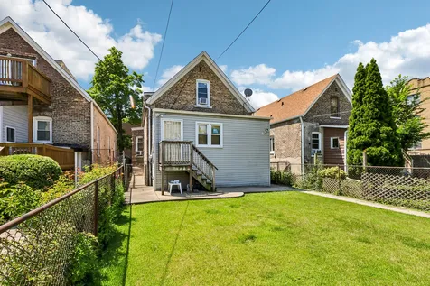 3234 West Haddon Avenue Chicago IL 60651
