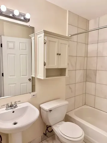 650 North Armour Street Chicago IL 60642