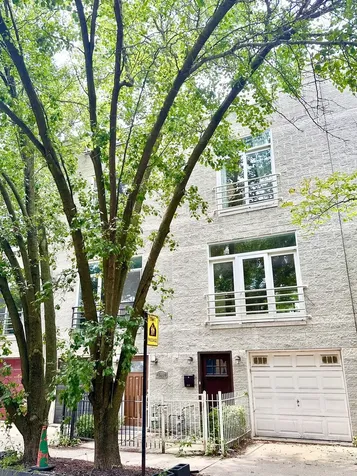 650 North Armour Street Chicago IL 60642