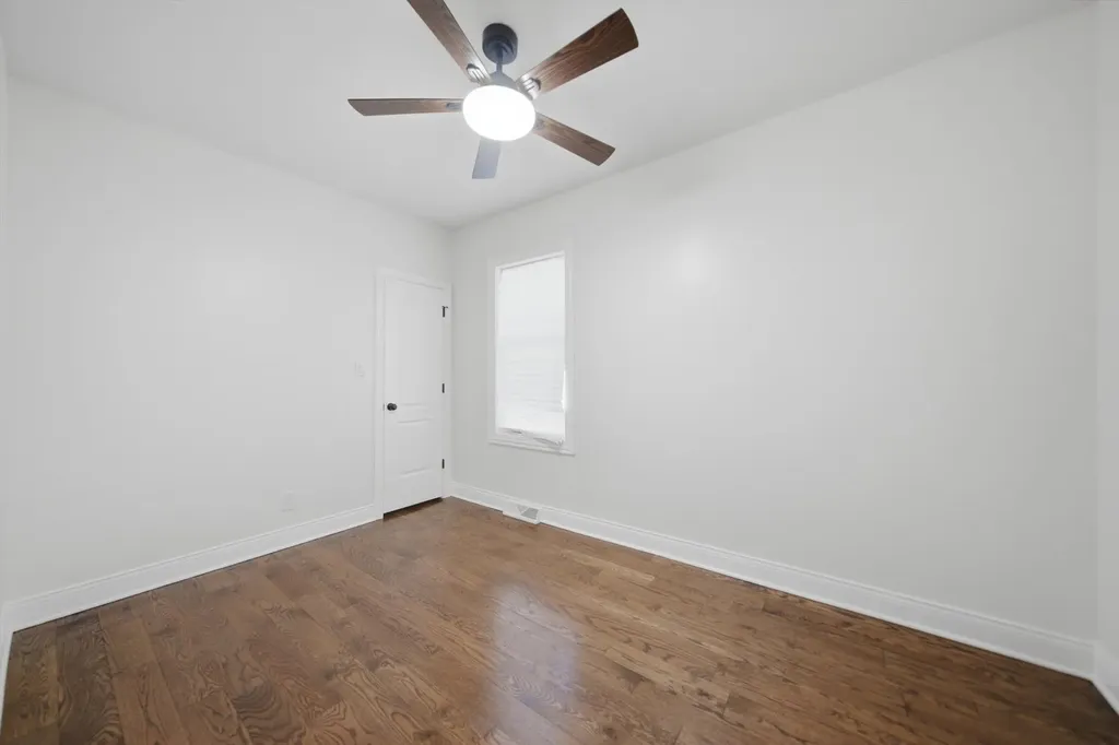 8611 South Aberdeen Street Chicago IL 60620