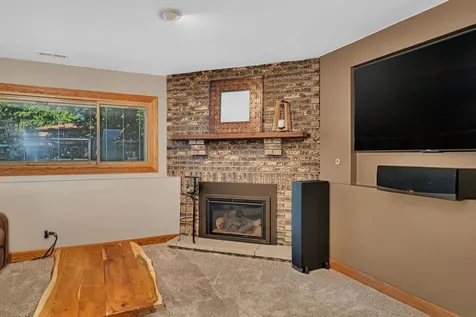 14548 Knox Avenue Midlothian IL 60445