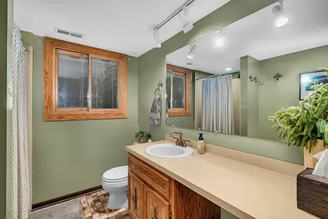 14548 Knox Avenue Midlothian IL 60445