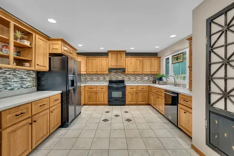 14548 Knox Avenue Midlothian IL 60445